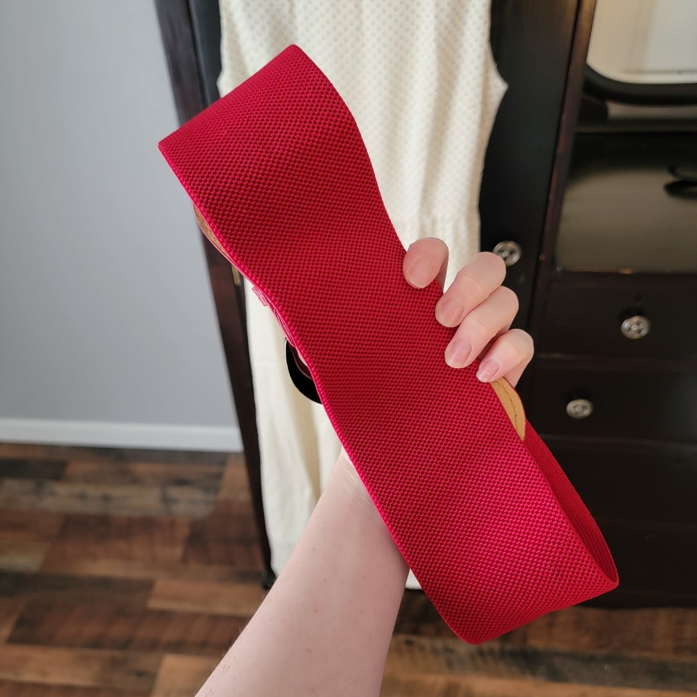 Women's Red Wide Elastic Belt - Picture 3 of 5